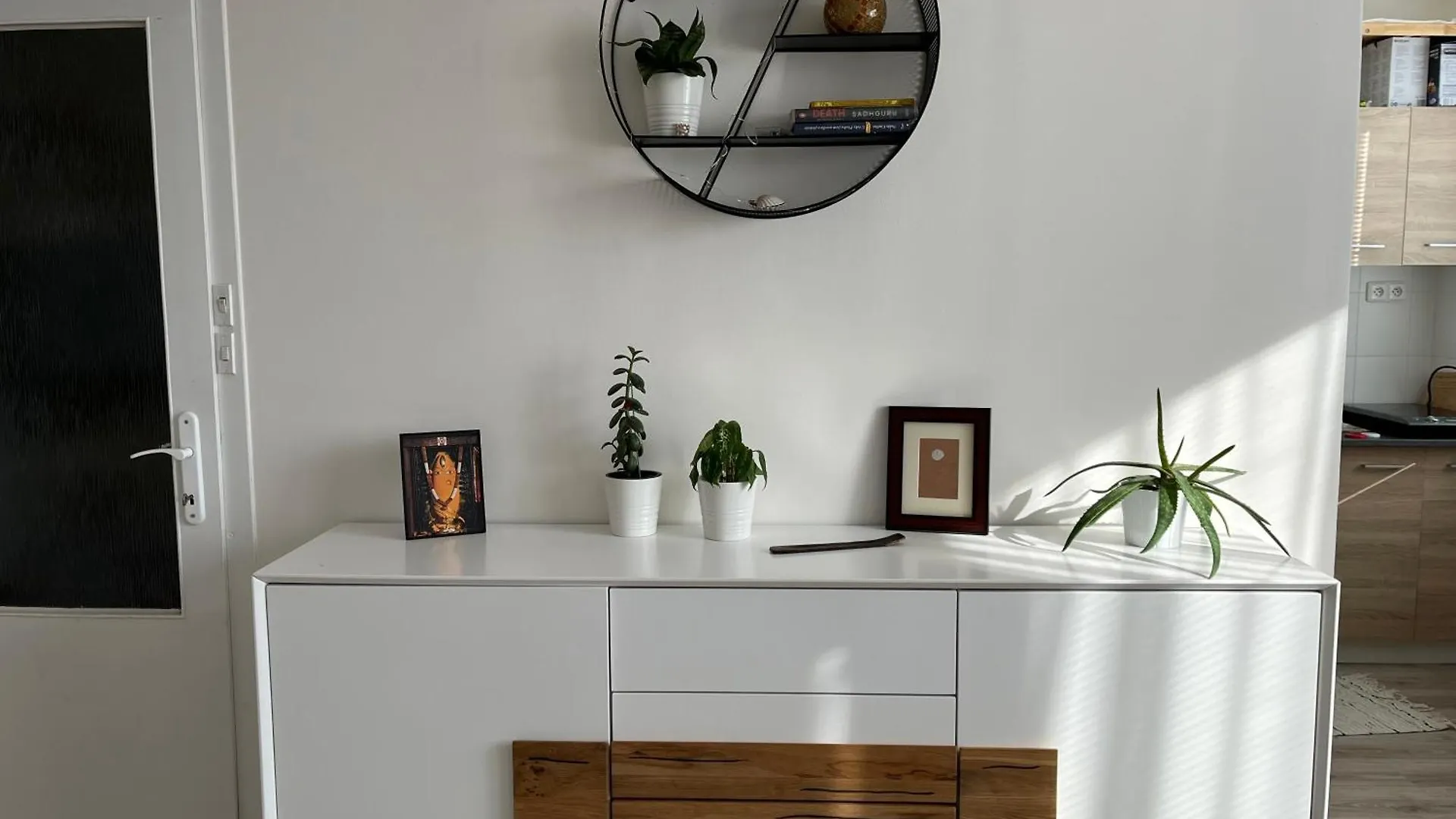 Sunny Minimalistic Flat Near Metro Opatov Apartment Prague 0*,